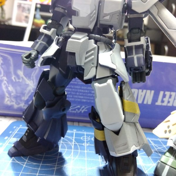 ちょっとアーティファクトに浮気してしまいましたが、本命はこちらですのでディテールアップしていきます😁毎度おなじみのディテール沼にハマってますよ(笑)これまでとは違う細かなディテールを入れていこうとしてるので本当に終わりが分からない😵眺めては足して眺めては足してを繰り返し…疲れた合間にアーティファクトを触るw（4枚目）