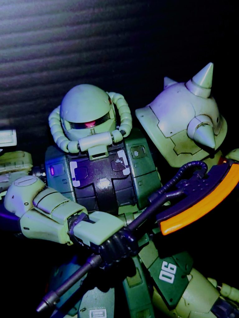 ザクⅡ量産機–2枚目/制作者：sakuzou