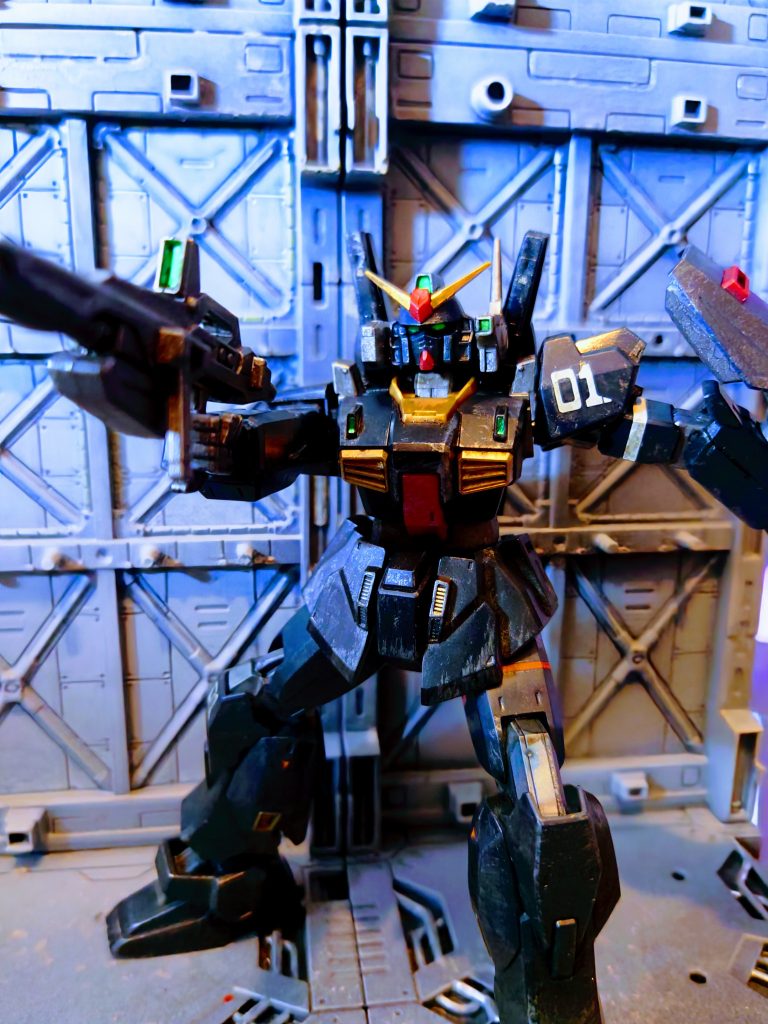 ガンダムMk-2–3枚目/制作者：sakuzou