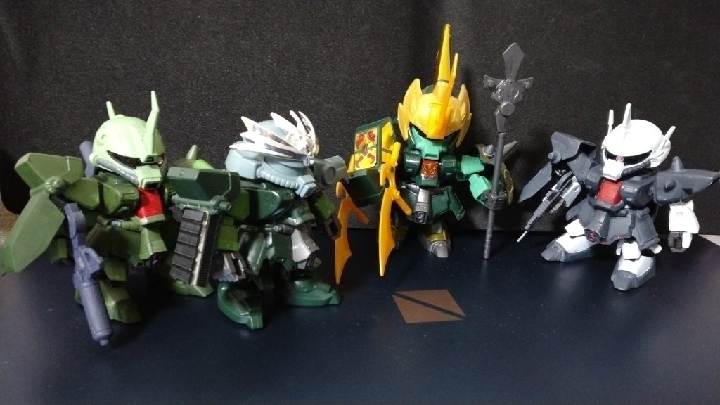 基本は過去作と同様に、張郊ザクIIIにBB戦士殺駆三兄弟セットの新殺駆パーツと足首をそれぞれ切り貼り使用したくらいです。兄達(古殺駆・今殺駆)も改修の構想はあるのですが、夏のファレコン合わせで「間に合わなくなるよりは」と今回は見送り。それはそうと、張コウのコウの字が外字のためかアップロードすると化けますね。同音の「郊」の字に勝手に変換される?