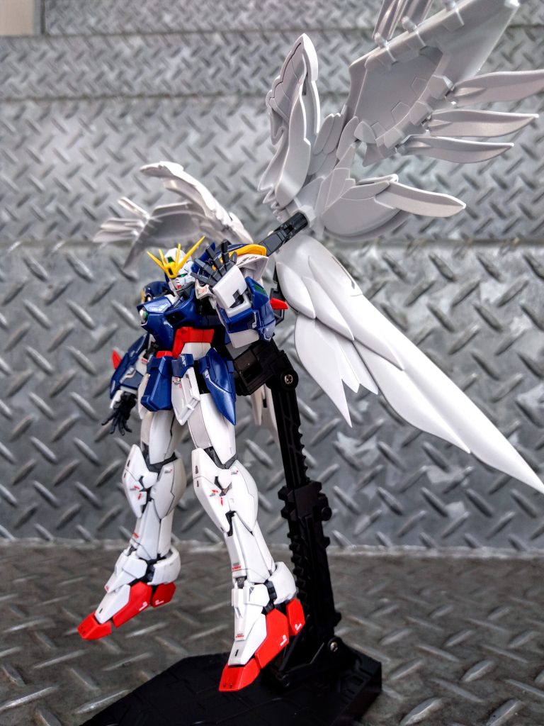 羽はパール塗装しました(⁠ ⁠/⁠^⁠ω⁠^⁠)⁠/⁠♪⁠♪ホンマに美しいですよねー♪⁠ ⁠⁠(⁠^⁠ω⁠^⁠⁠ ⁠)