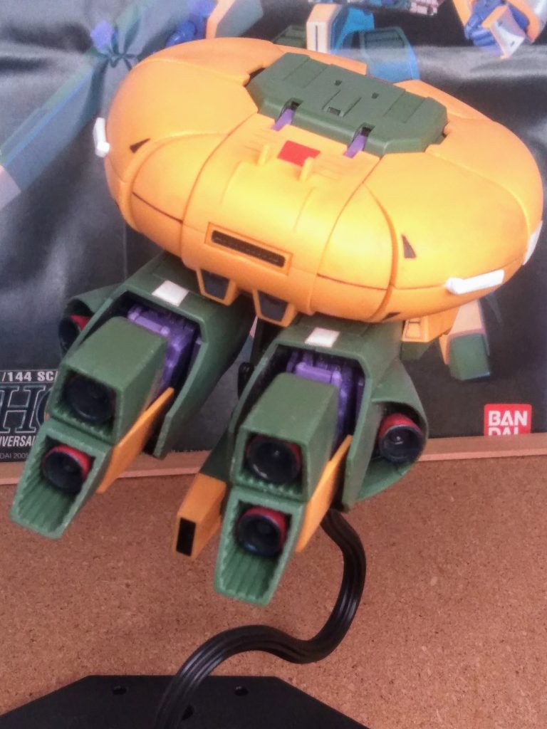 それでは、今回も宜しくお願い致します 😌『連邦軍ジャブロー基地』の襲撃が結果的に失敗に終わった『エゥーゴ地上降下部隊』『カラバ』の援護を受けて一路『ケネディ基地』へその『エゥーゴ』の影響で、各地に点在する『カラバ』の連携組織が活発化を始めた。此を迎え撃つ為にロールアウトをして間もない『アッシマー』を駆り『エン・ヴァーン大尉』は各地にて応戦にあたるのだった。 と、云うわけで妄想 ζ 傲慢の巨人ver, ζを、晒してイコうと思います😤今回は『NRX-044 アッシマー』&『エン・ヴァーン大尉』をご紹介 ✨😌✨