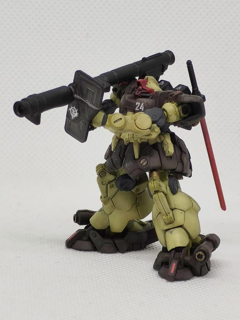 左手の手元が上手く隠れてますが、実際は取っ手を握ってはいません・・・。