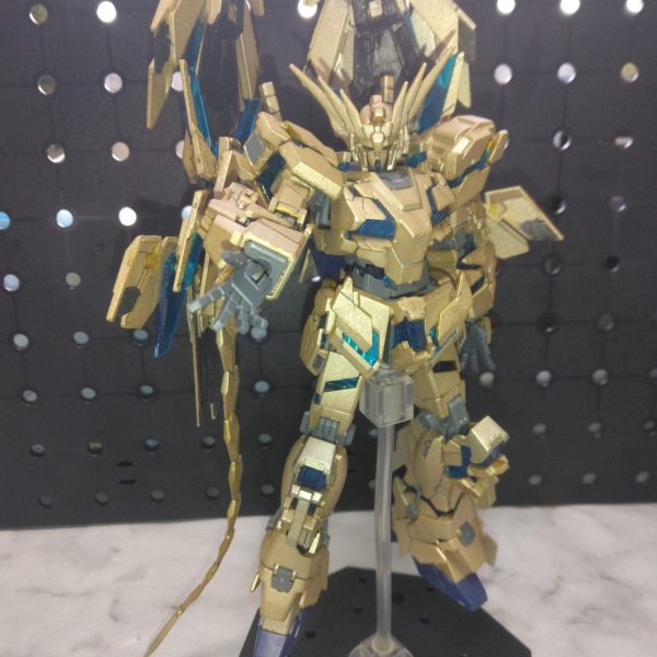 HG　ユニコーンガンダム3号機　フェネクスデストロイモード