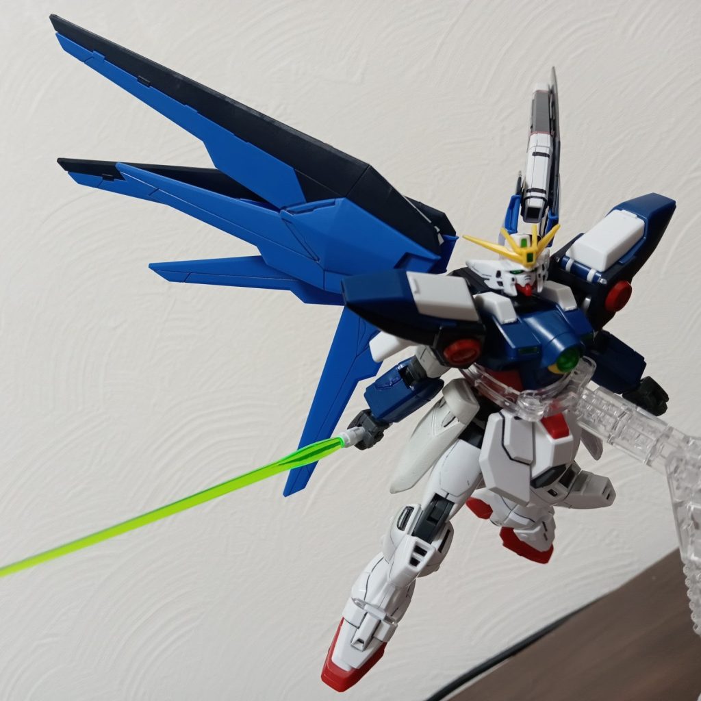 HGゼロヒトガンダムと白いガンダム再現セット品 HGゼロヒトガンダムと白い