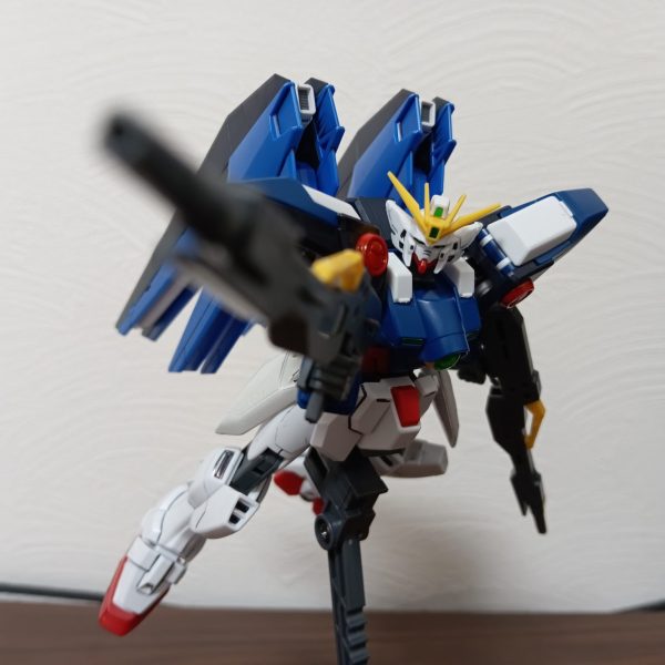 HGウイングゼロとHGフリーダムのニコイチ2