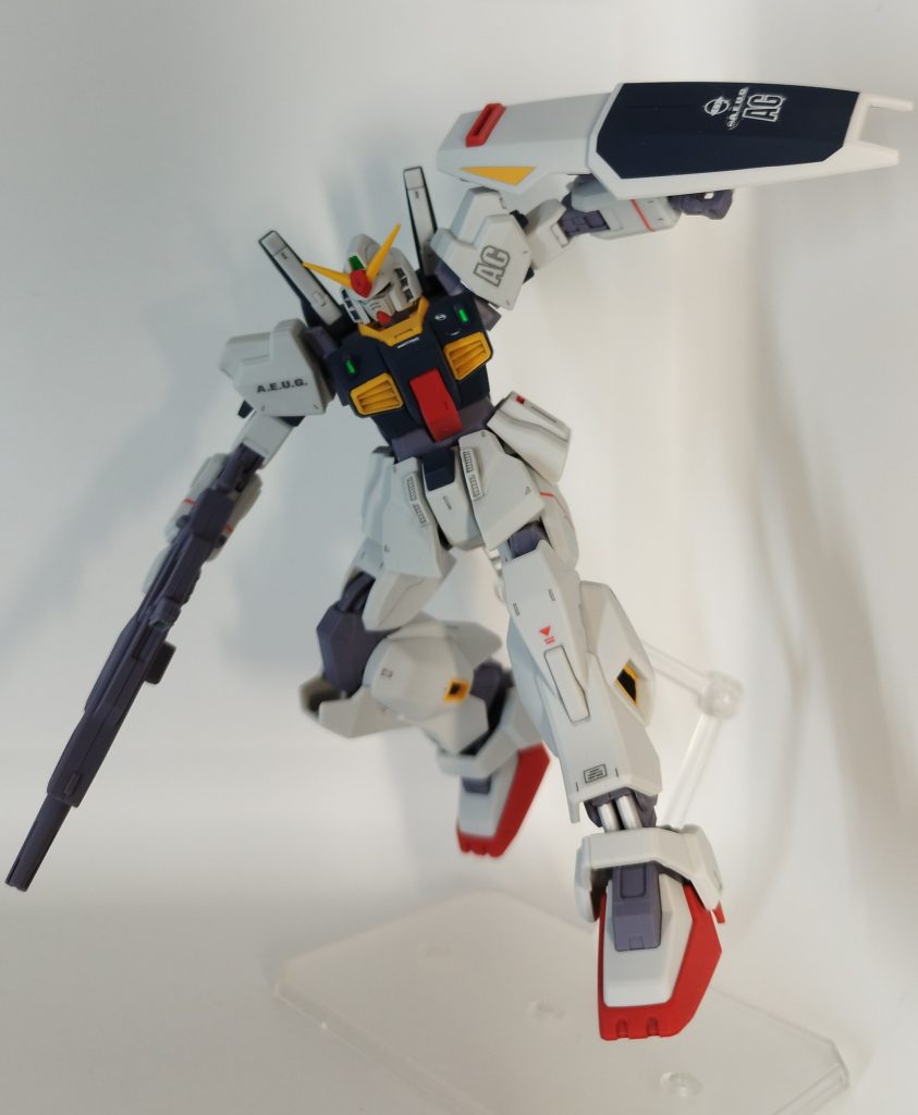 ポージングでMG 2.0の箱絵風にこれから、汚すか迷っております