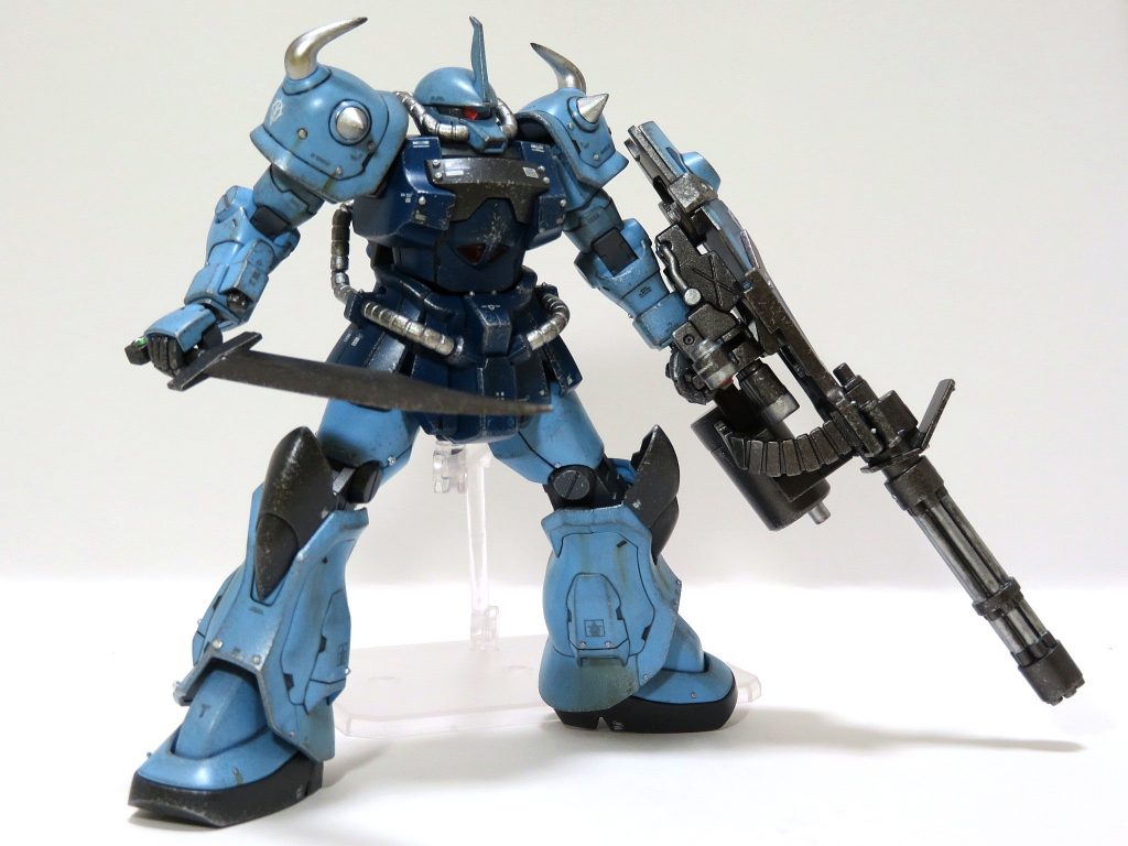 以前作ったときと比べて、クオリティも上がった気がします。特にジオンで一番好きなモビルスーツなので、気合いをいれて作りました( ´ー`)