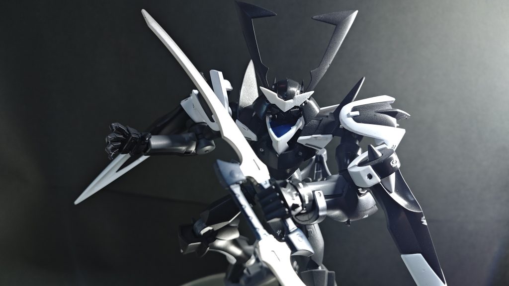 構造上、肩が上に上がらないのがちょっと残念なキットでしたね。面が打てない。。。見ていただきありがとうございました。