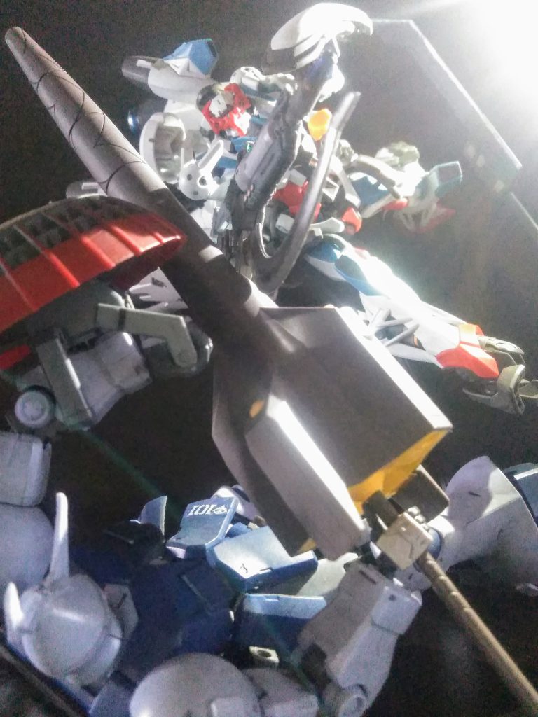 そうそう😃💡｢新作ガンダムシリーズ｣の深夜枠放送は『ガンダム Gのレコンギスタ』以来10年振りだソウです 😏 🆙『ギャン(GQ版)』の有能ぶりに大感激♪Ю―(^▽^o) ♪此れは｢｢｢プラモは絶対に買えそうに無い⤵️｣｣｣ヾ(*T▽T*)