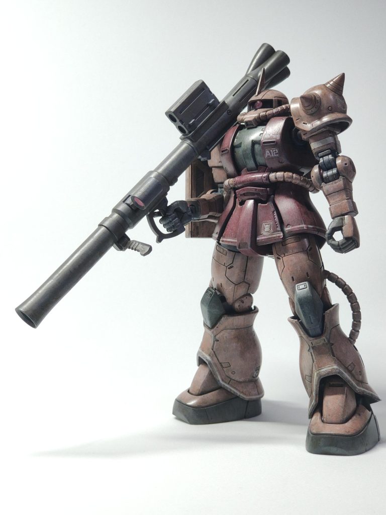 雰囲気的に一番よく撮れたのはこれな気がします。バズーカはグリップが動くのでうまく持てます。