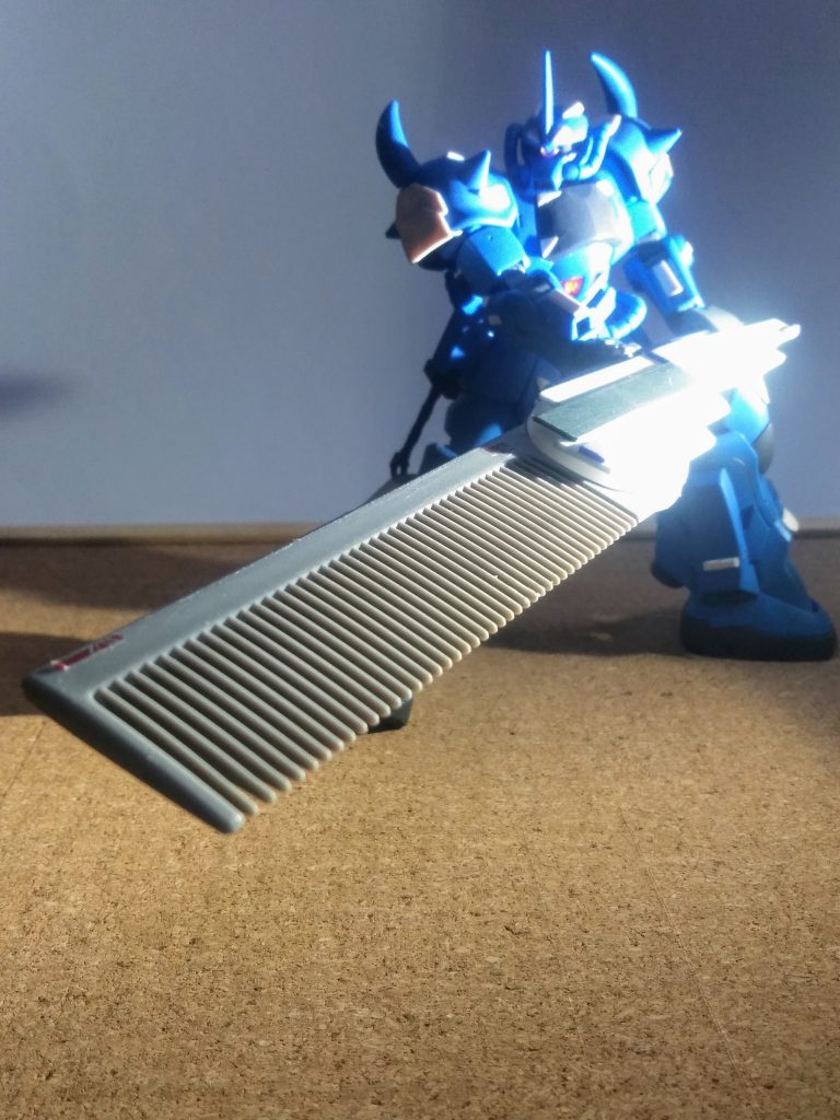 『A friend with long hair 改』を武装展開するとコウナリマス 😤💨💨ハイ❗『サンライズパース風』・・・と!思ったが、上手く持ち上げられナイ 😭💦取り敢えず『長モノ武装絶対信者』の為の布教活動はコナセました 😌💨