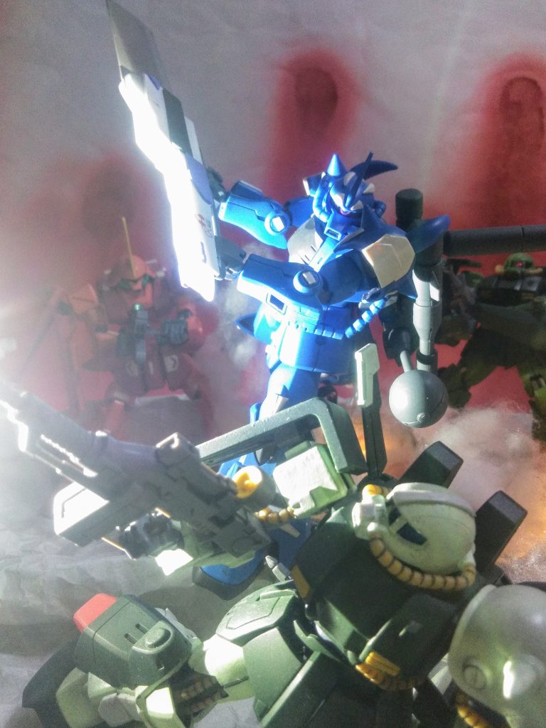 こんな感じでグタグダ!だらっト!!実行です😤💨💨『ビルド系の機体』は色々と飽食気味なので敢えてこの機体は装備等を減らしました┐(´∀`)┌『HGUC グフのリバイブ版』の元キットなのでプレイバリューは満足(当然、UP主基準)(* ´ ▽ ` *)ノそして、『ビルド系』なので武装等のオプションパーツが豊富なのも嬉しい処💖余ったパーツは後で有効利用 😋(勿論、UP主基準)( ´∀` )bマア、こんな感じで‼️『グフ R 35』は良いキット💕ヾ(●´ω`●)💘 この事実が、ハッキリ示されましたネ゚+.゚(´▽`人)゚+.゚