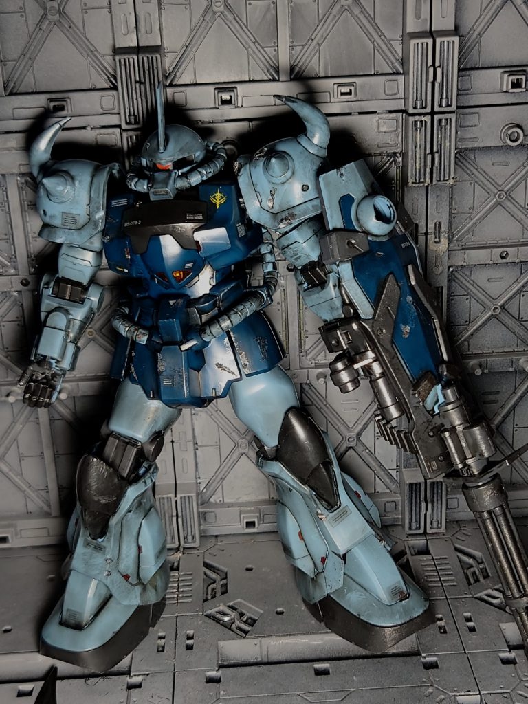 パイロット含めて渋い機体。中年パイロットに弱いですw