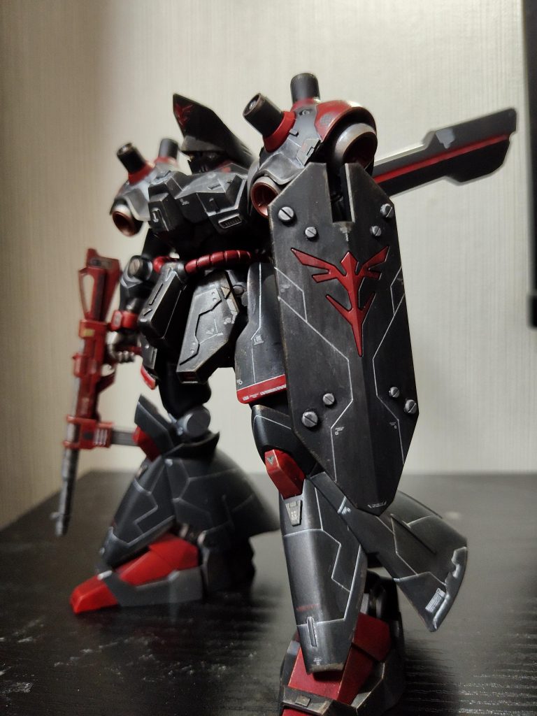 エナメルクロームシルバーでスミ入れしたらふき取ってもなかなか消えなくて汚くなってしまった。。失敗　反省