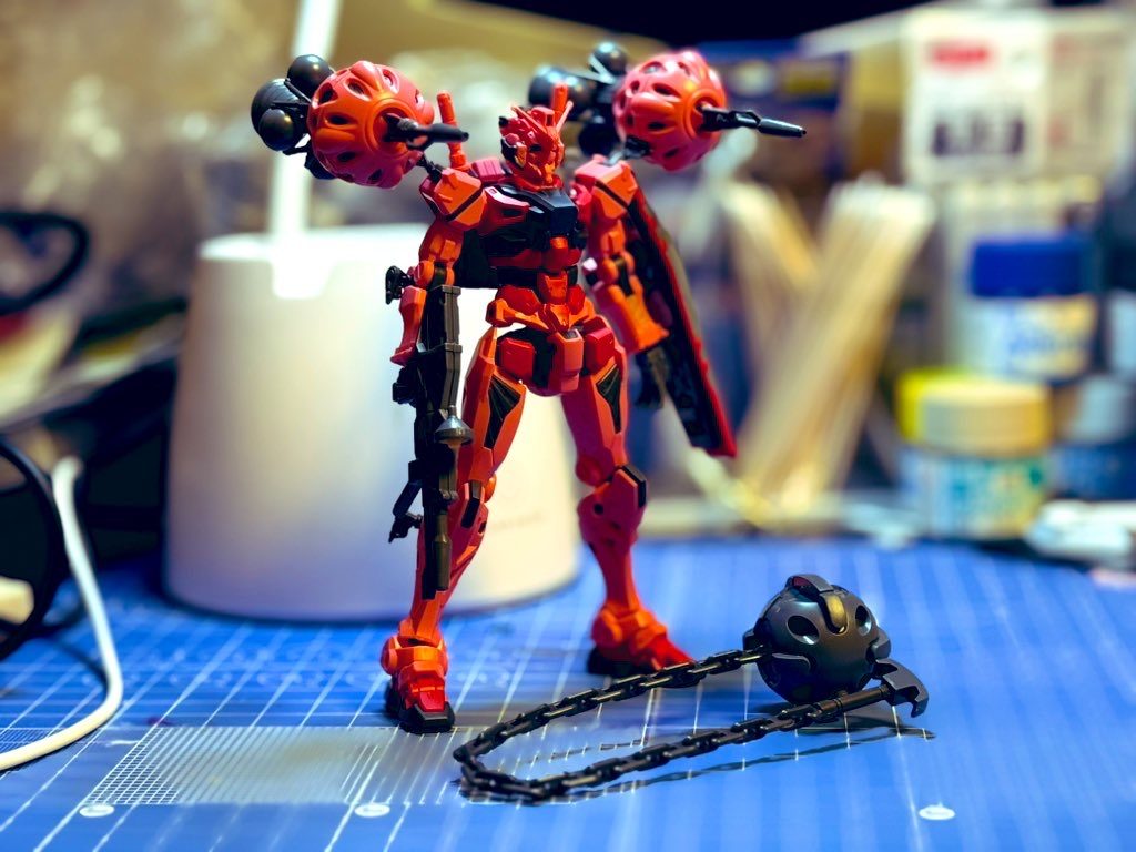 作品名：赤いガンダム 素組み<p>満足度が高い！ 塗り分け地獄なので一旦放置してムラサメ改に戻る！笑</p>