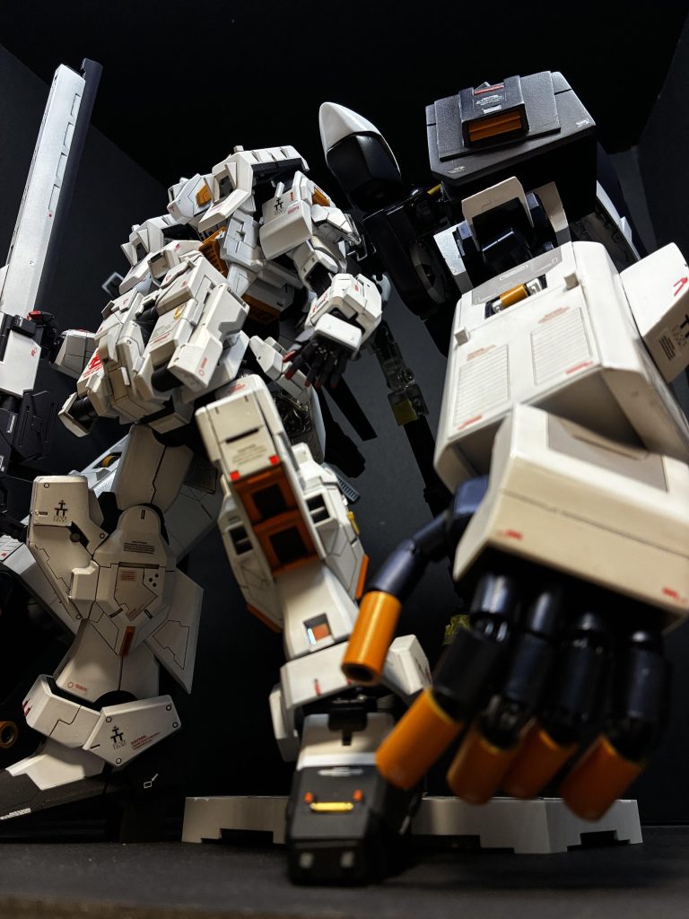 ギガンテは設定よりオーバーサイズで作成いたしました。