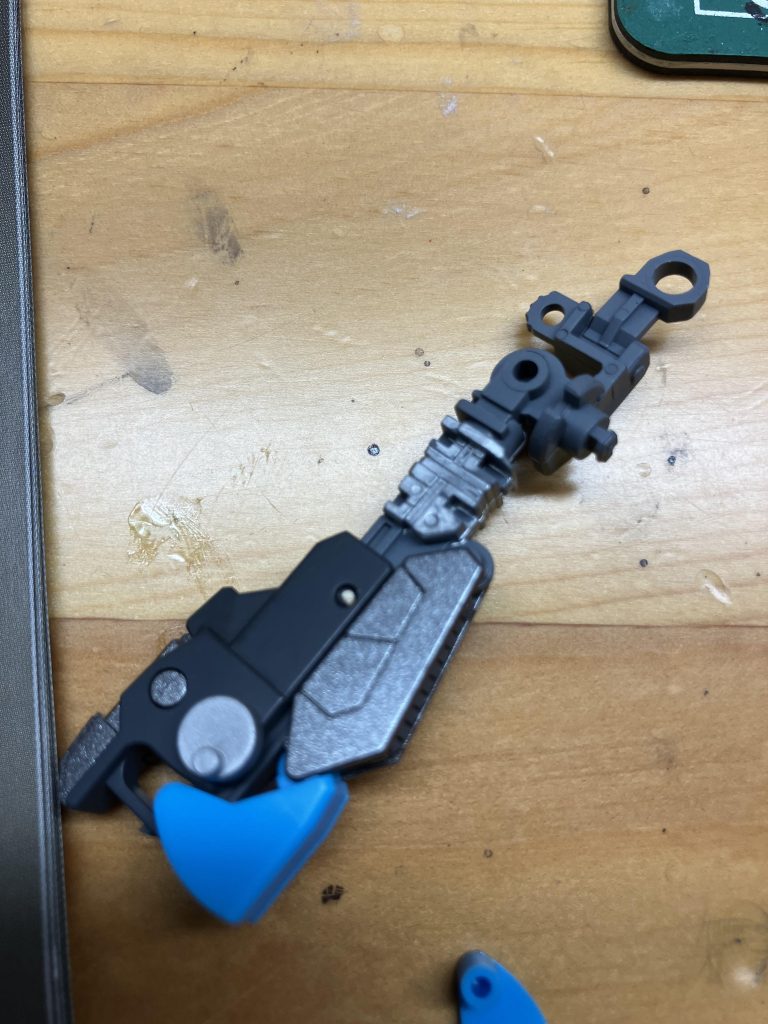 フレームですね‼️ ガイアのメカサフ3種類と、ガンメタルとか使いました(最早覚えてませんw)