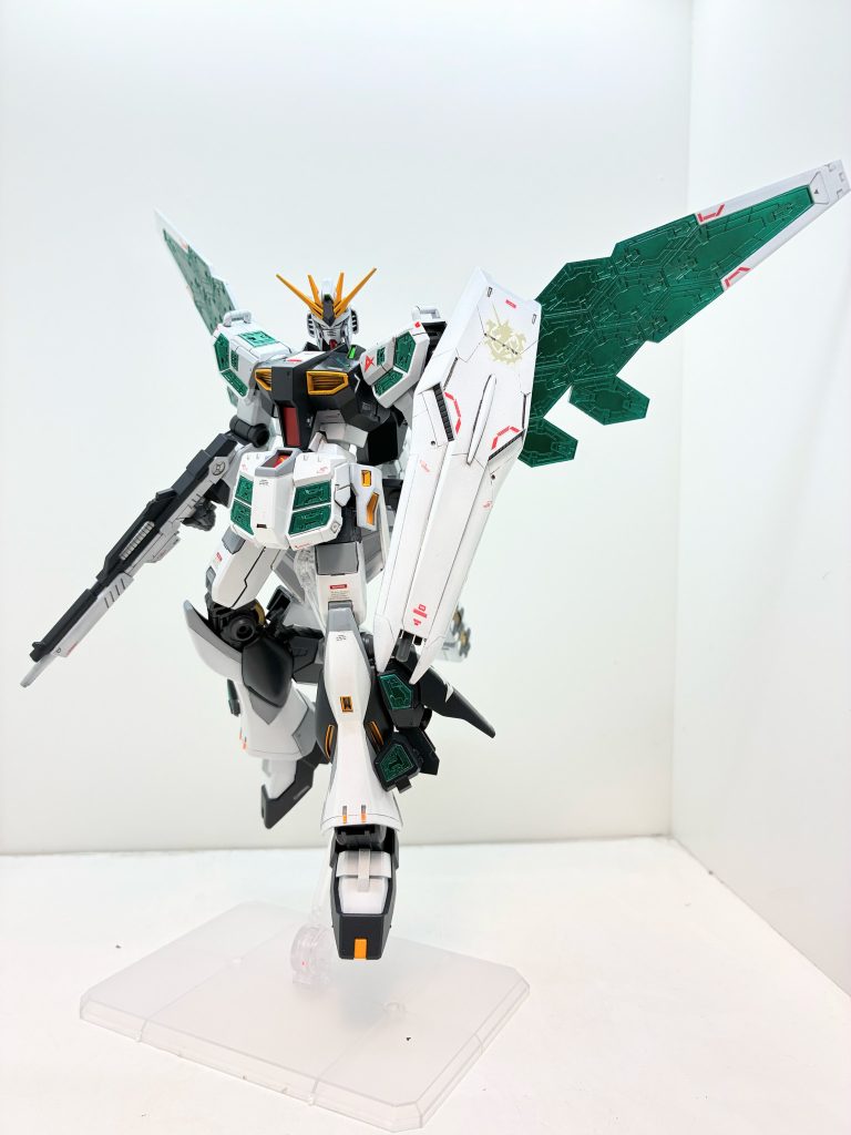 ビルドνガンダム