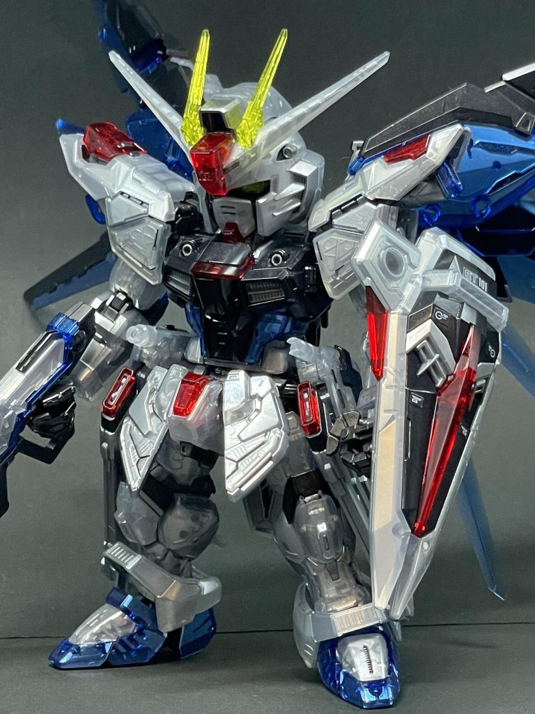 最後までご覧いただきありがとうございましたー内部機構が分かるスケスケクリアーも良いですが、裏面塗装もクリアー素材を活かした良い表現方法だと思いました😄 