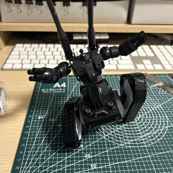 機動性能が高いガンタンクを製作中。（5枚目）
