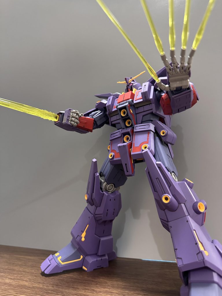 ずっと旧プラしかなかったサイコマークⅡなので待望のHG化でした!サイコガンダムはそんなにですがマークⅡは色合いとかビジュアルとかめちゃタイプなんですよね❤️