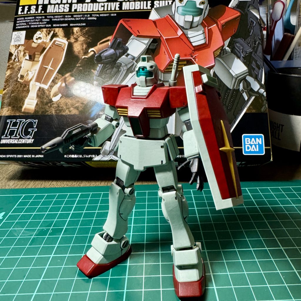 なんとなく気分でトップコートは今回も半光沢ですが、次に作るキットは艶消しでも試してみようかな?