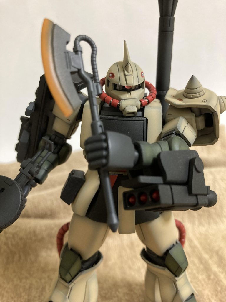 若干、熱量が不足してそうなヒートホーク…