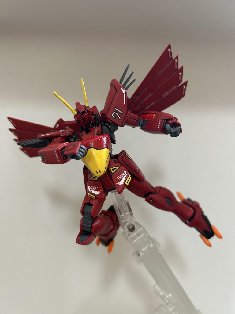 ウェズバーの替わりに翼（レッドスカイ）があり飛行能力があります。