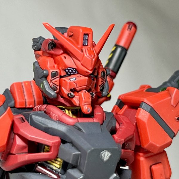 赤いガンダムスプレー塗装+小改造｜Kenrikaさんのガンプラ作品