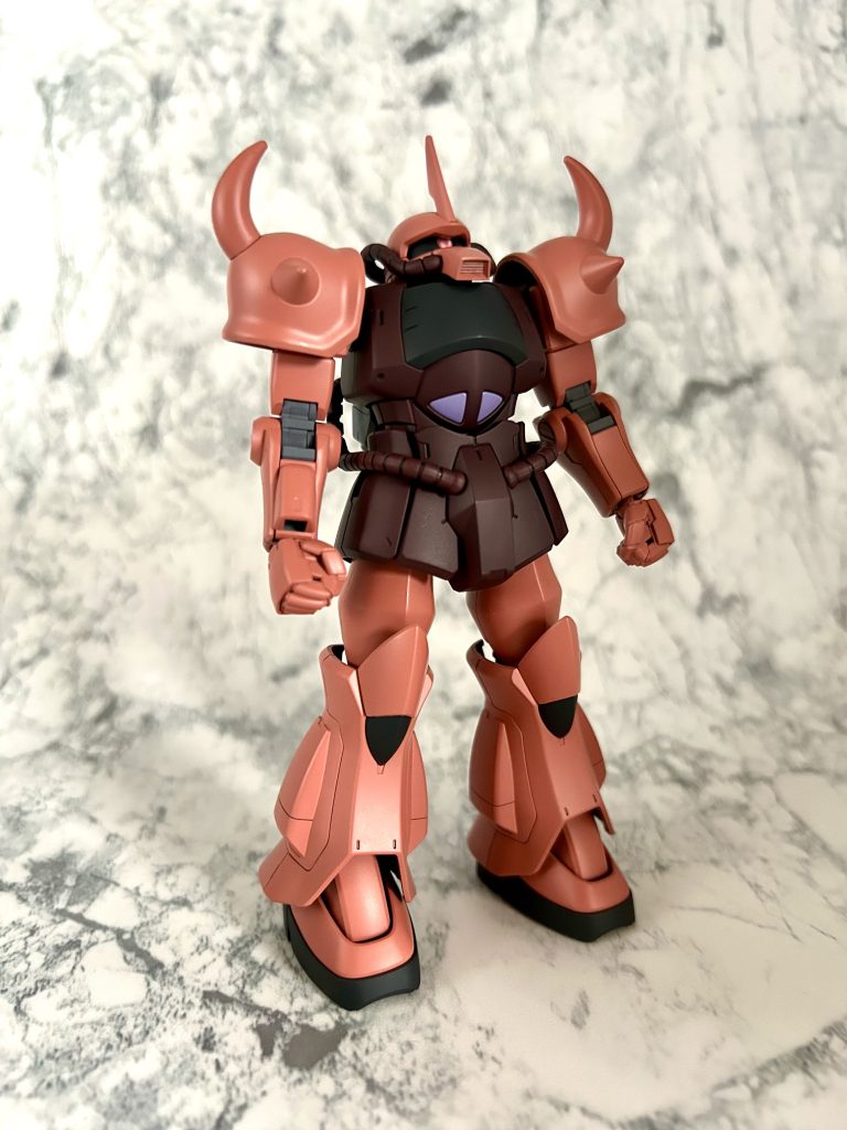 今回白背景と自然光で撮影しましたがなかなか綺麗に撮ることができました撮影後にiPhoneの写真アプリで若干調整しています