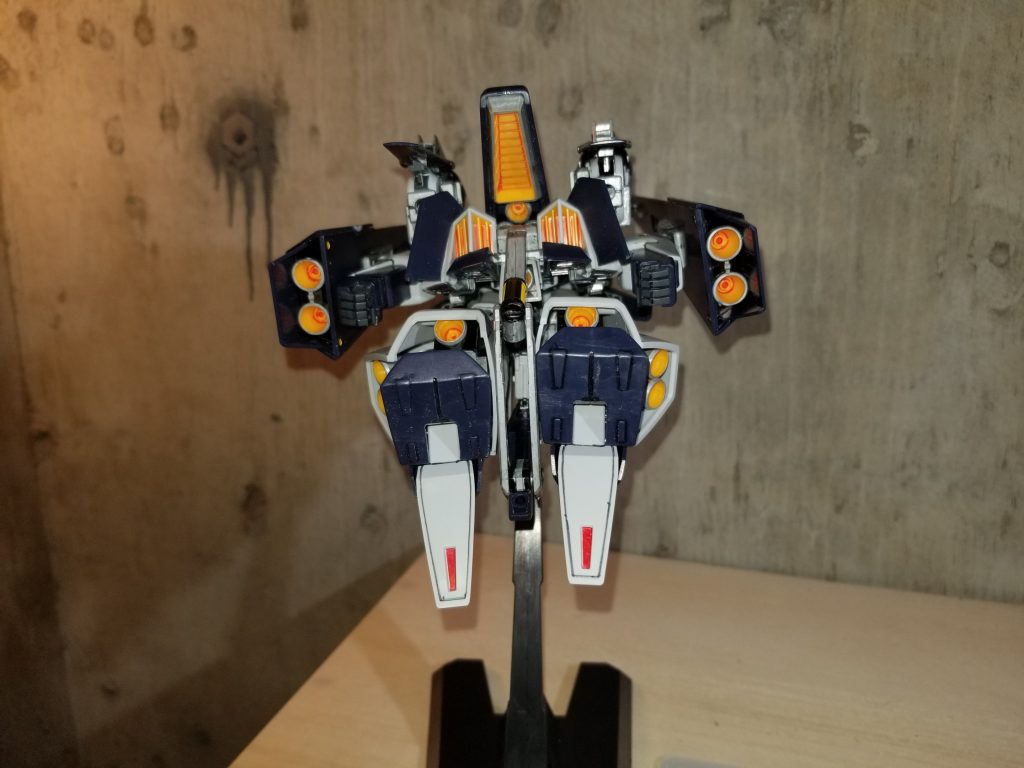 汚し前。ＭＡ形態。変形機体は2体所有で両形態でディスプレイしたいですね。『最近は2体持ちは困難…』