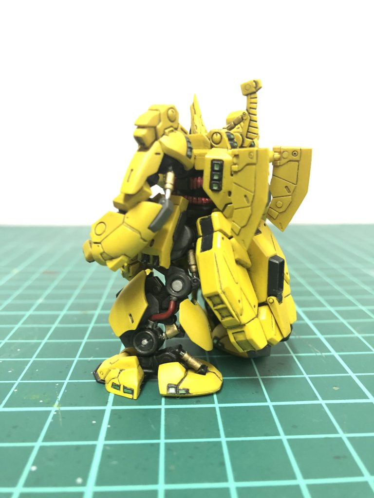 フレームは外装でほぼ隠れるので苦労の割に目立たない