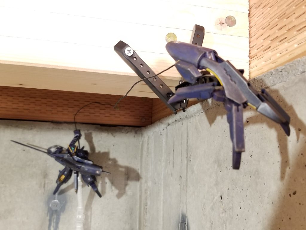 クローモード射出。有線インコムのオールレンジ攻撃。