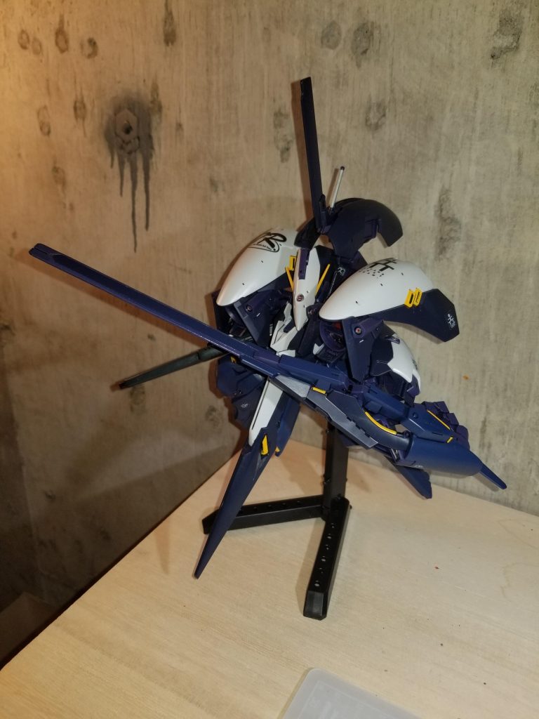 汚し前。MS形態。