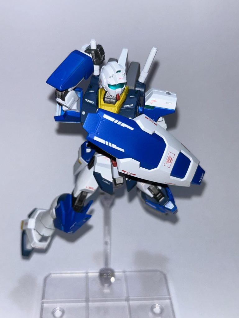 ポージング④ちなみに手首は30MMのオプションパーツを使用しており、平手はガンプラのオプションパーツよりこっちの方が好みでした。