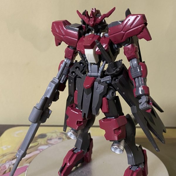 ホロライブ1期生 アキ・ローゼンタール専用ガンダムヴィダール