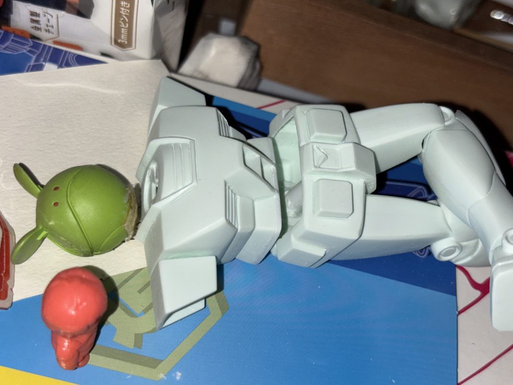 頭部　が妖怪パーツ隠し　に持ってかれました！！。。。最悪、ハロ　があるし（＾ω＾）