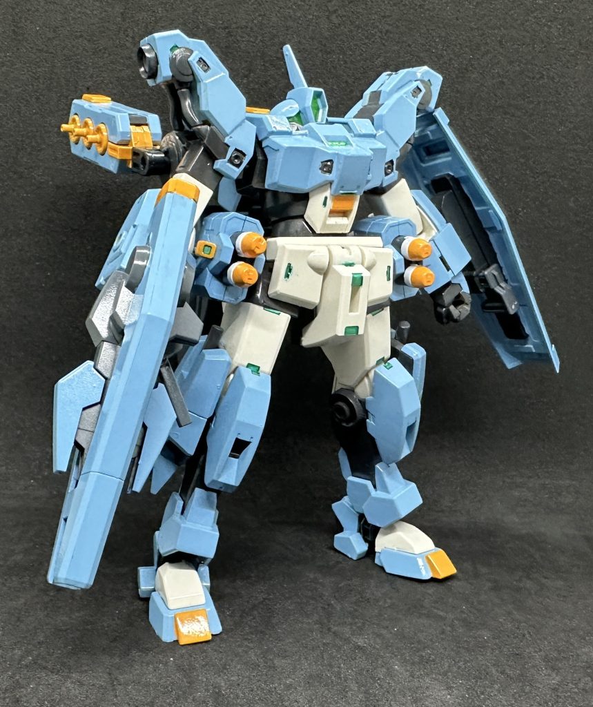 型式番号:MSJ-R122/2-SF学園に持ち込まれたデミバーディングの2番機クワイエット・ゼロ攻略に向け武装強化した決戦仕様