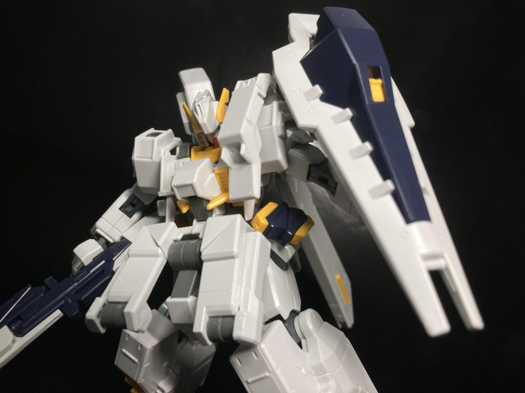 冗談に終止符を打ったところでどうもウアオです!最近はもう暑いですね今暑く感じるようになってしまったら8月とか人として終わっちゃうかもですね!今回はヘイズル・アウスラ!早速行ってみましょう!