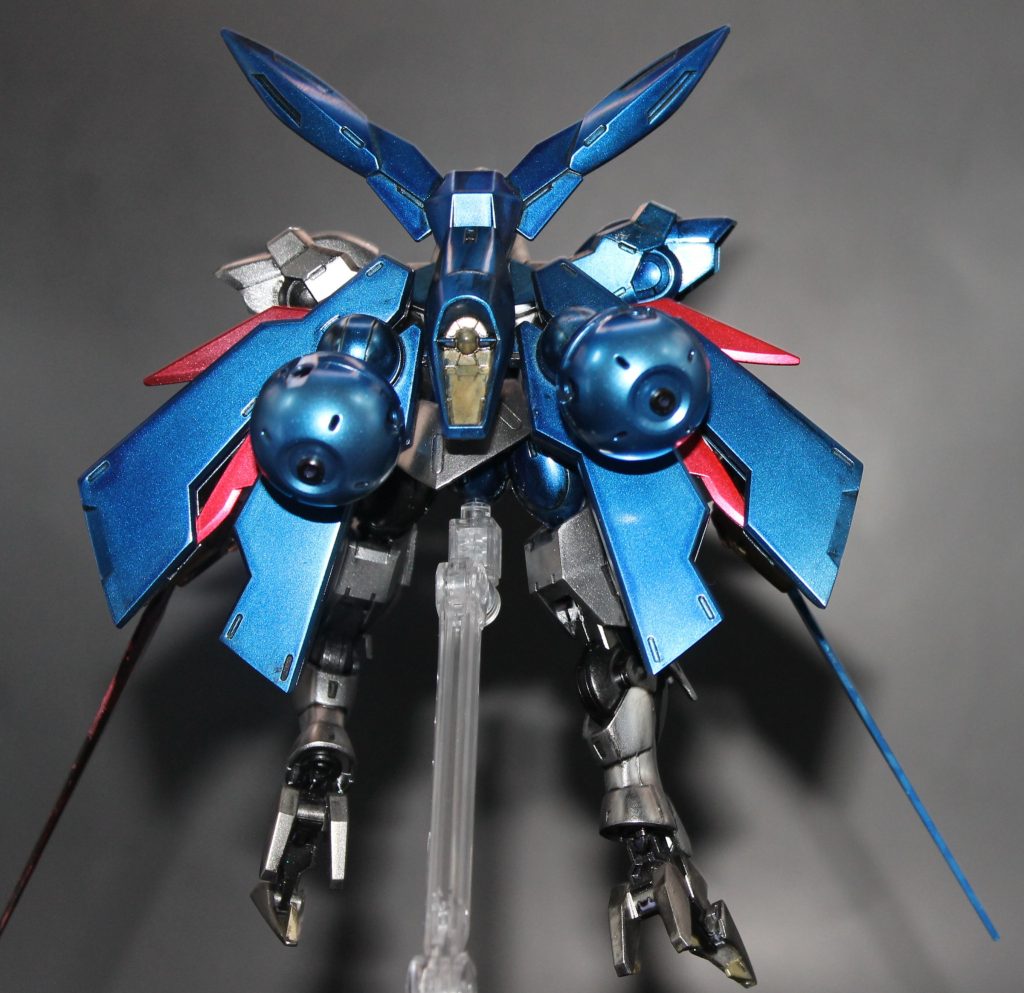 ゴツい背面と余談夜渡り始めました。誰を使えばいいか、どこに向かえばいいか何もわかりません。ララァ、私を導いてくれ…!