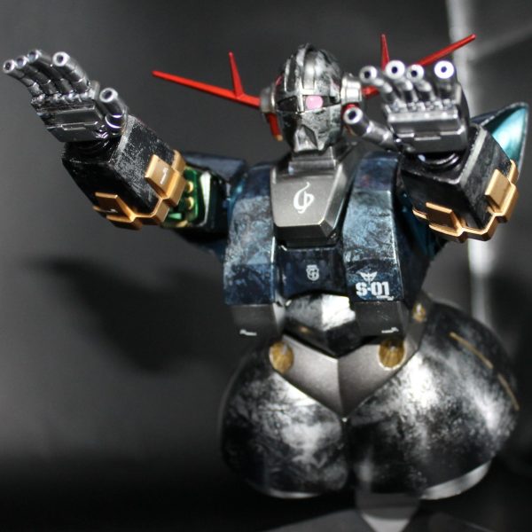 HGUCジオング（ラップ塗装）