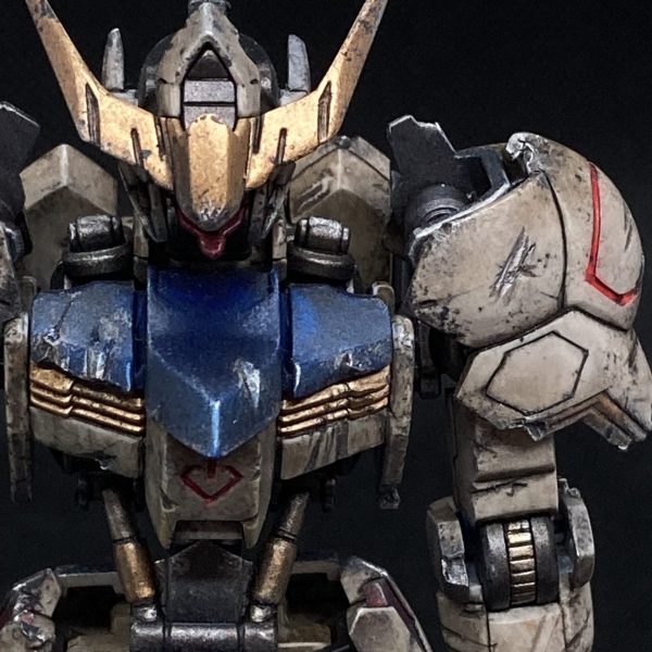 ガンダムバルバトス 成形色ダメージ加工