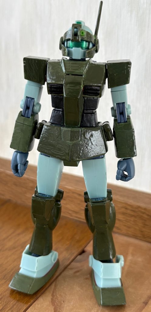 武器を外した状態。どことなくジムスナイパーカスタムっぽいな(gundam-kao8)