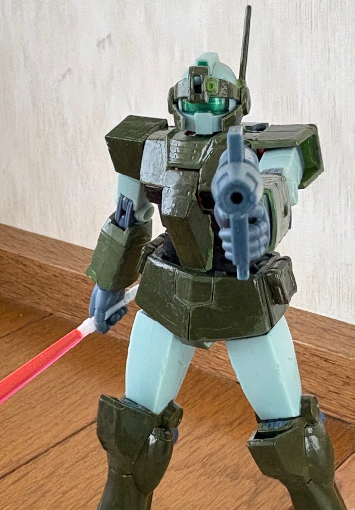 元々がロボット魂のものなのでそちらの武器も装備できる。