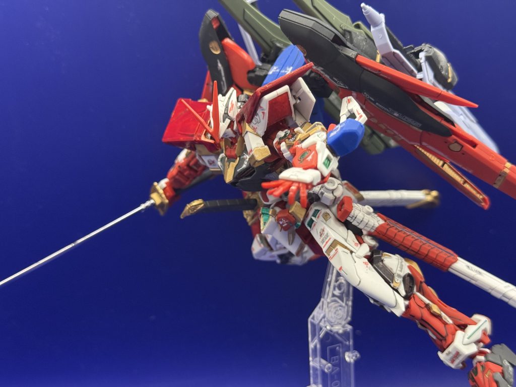 ガーベラストレートでポーズレッドフレームの代名詞ですね。かっこよくポーズも決まります