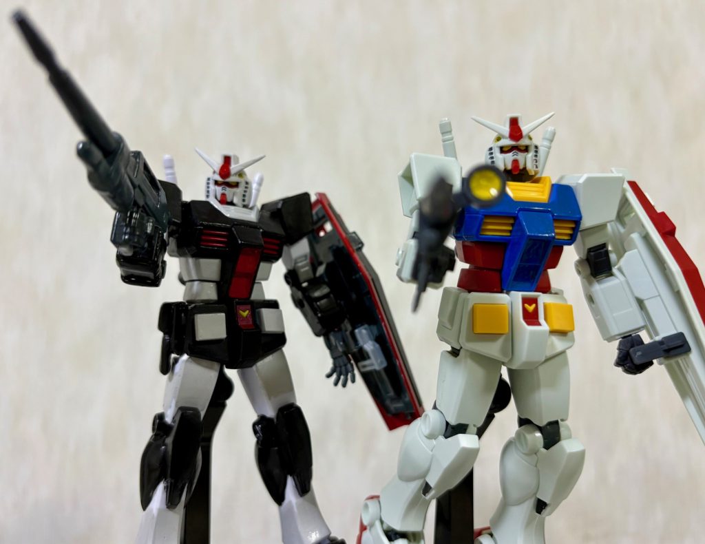 ※一部ネタバレ&俺設定注意。イオマグヌッソの中心部で激戦が繰り広げられる中、「シャロンの薔薇」内部にいたララァが目を覚ますと、緑のゼクノヴァが発生した。キラキラを通り、「向こう側の世界」から出現したのは、白と黒の2機のガンダムだった・・・。 