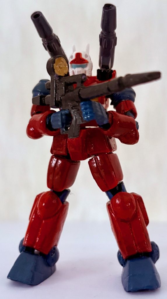 ガンキャノンは言わずと知れた中距離支援用モビルスーツでV作戦の中核を担うモビルスーツである。パイロットはカイ・シデンやハヤト・コバヤシ、リュウ・ホセイ。アムロも搭乗し、ガンダムに乗ったセイラを救出した事もある。肉弾戦も得意。改造にはいつものようにボールジョイントを使用。 