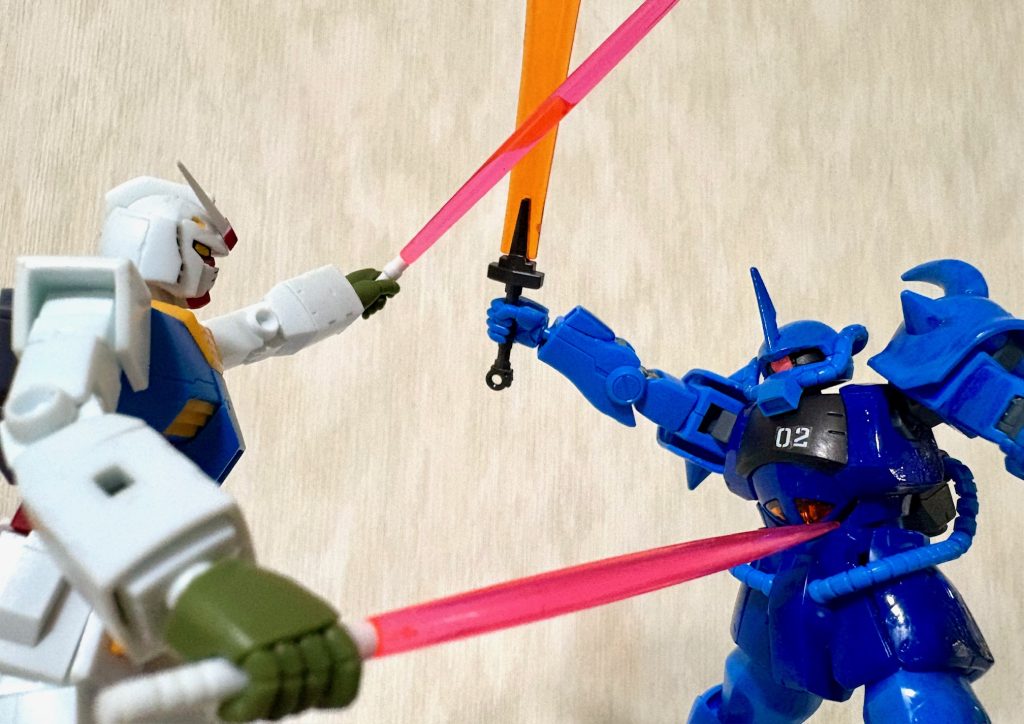 こんな感じで早い段階でグフが登場し、ランバ・ラルの部隊には複数のグフが配備され、ラル本人はグフカスタムでタカとユージのWガンダムに挑むという俺設定を考えている。