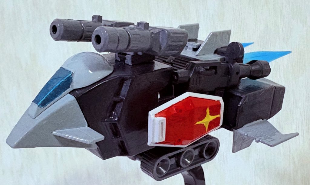 おなじみGアーマーモード。この状態でもスタンドに差したまま飛行状態を維持できる。